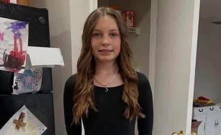 🚨SAD NEWS: 💔🥲14-year-old teenager passed away after inserting lamp in her Read...More Below👇